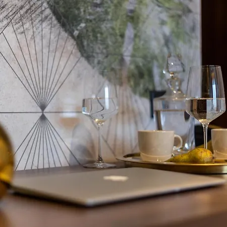 Zoo By Afrykarium מלון