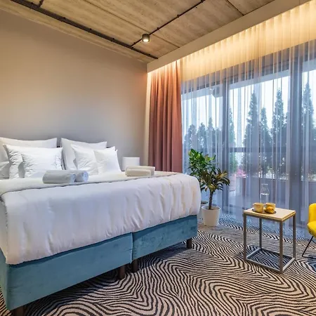 מלון Zoo By Afrykarium