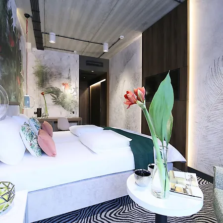 Zoo By Afrykarium מלון