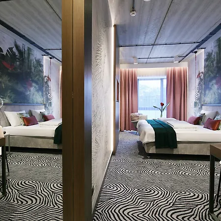 מלון Zoo By Afrykarium